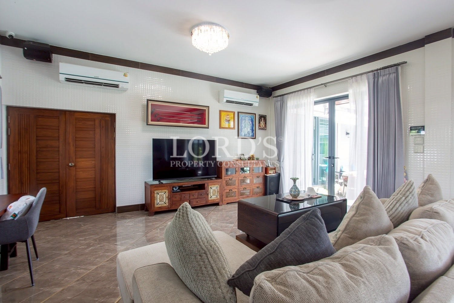 Living room with entertainment wall