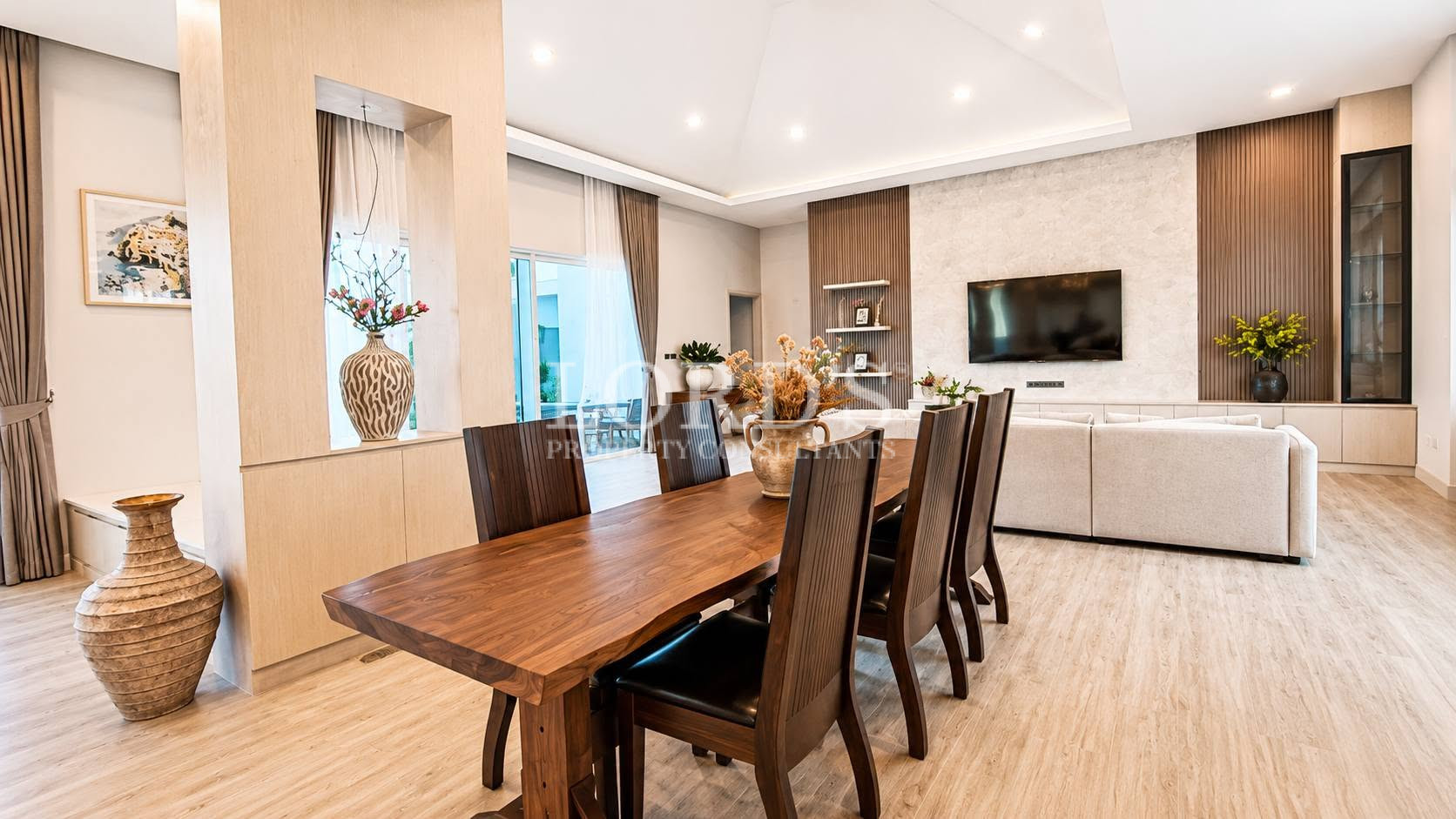 Move-in-ready!!! Luxury 3 Bedroom Pool villa in sought-after development Soi 88 for sale - Hua Hin - photo 6