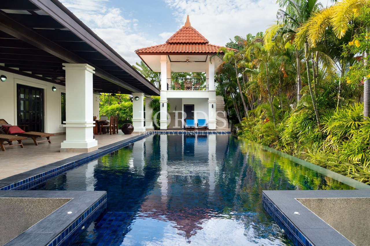 Villa courtyard with swimming pool