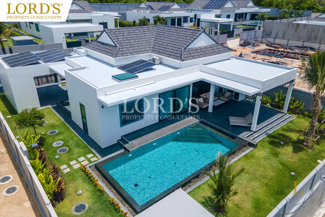 Luxury 3 Bedroom Poolvilla in the prestigious Sivana Hill Hua Hin South for sale