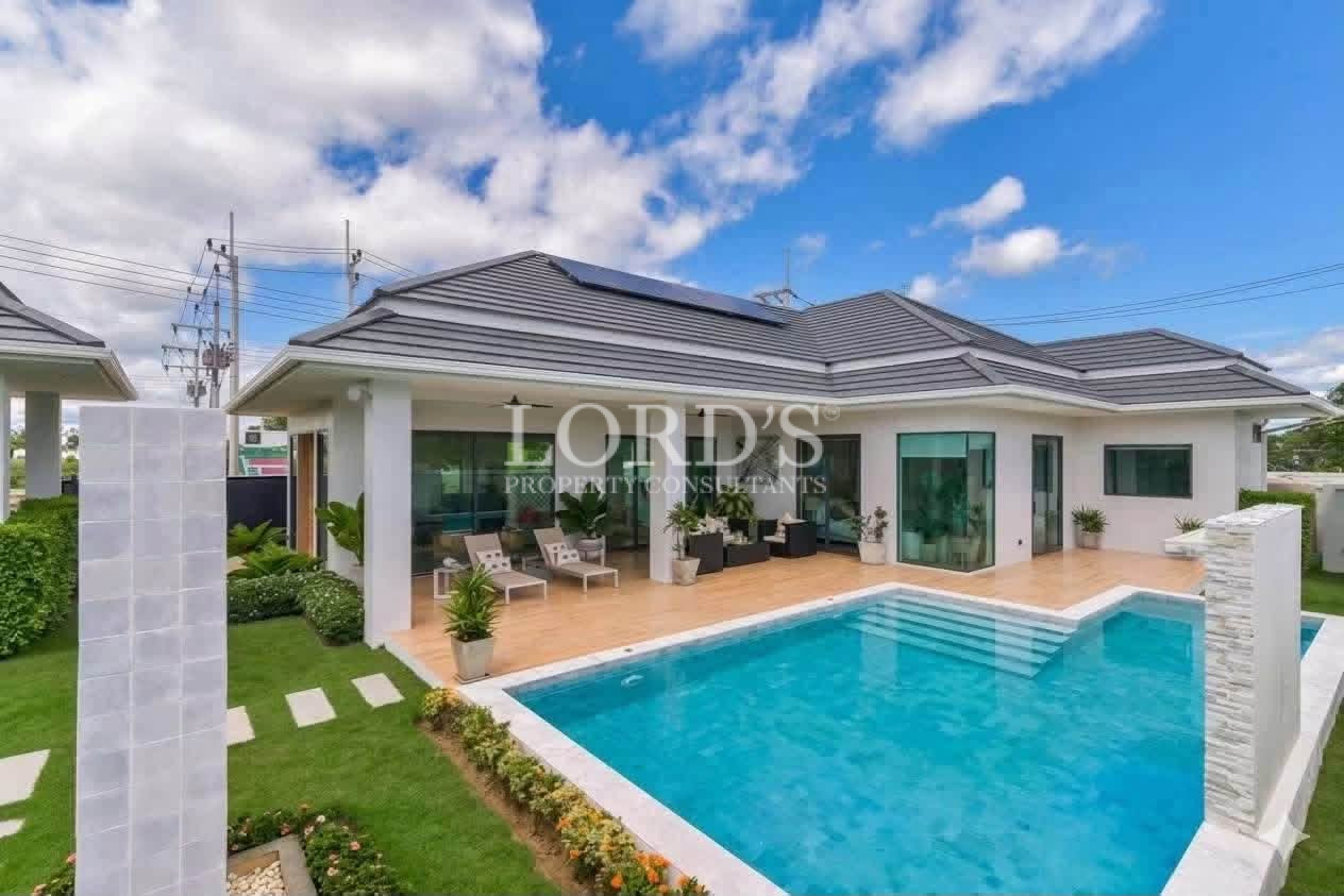 Move-in-ready 3 Bedroom Poolvilla in Pranburi for sale - Khao Tao, Thailand