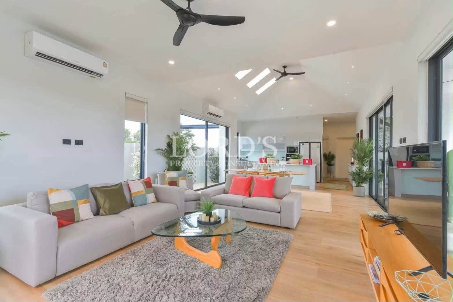 Contemporary living room with modern décor