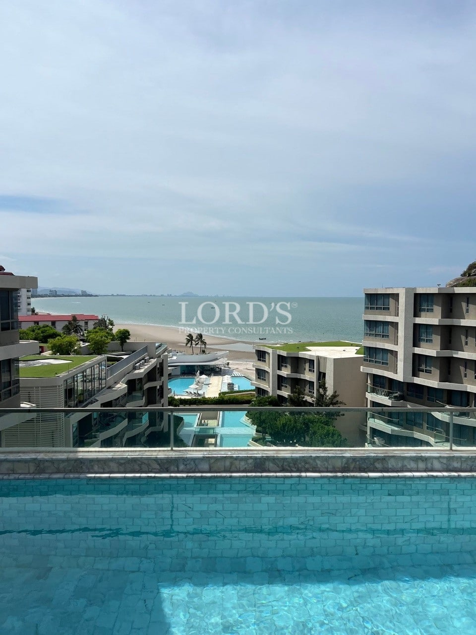Balcony with panoramic ocean views
