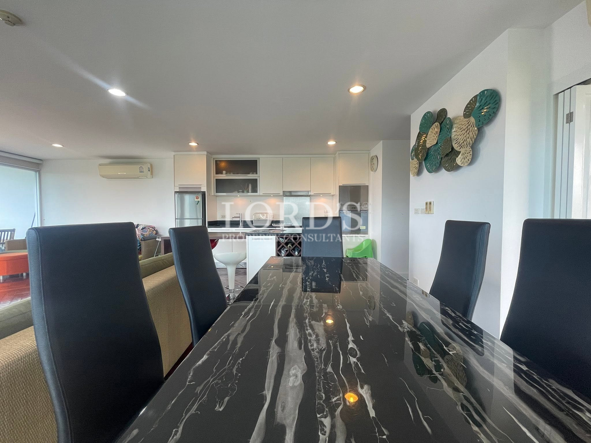 Open-plan kitchen and dining area