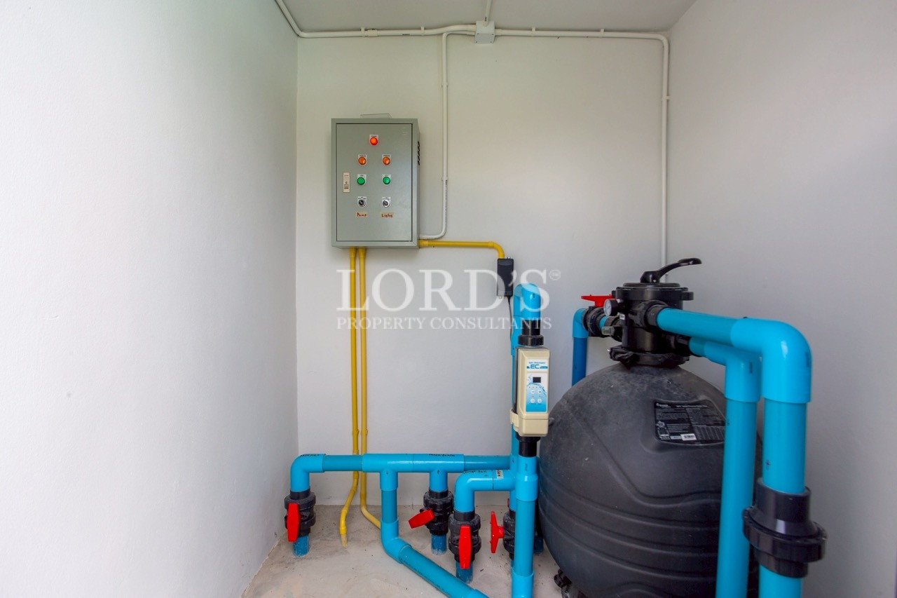 Utility room with water filtration system
