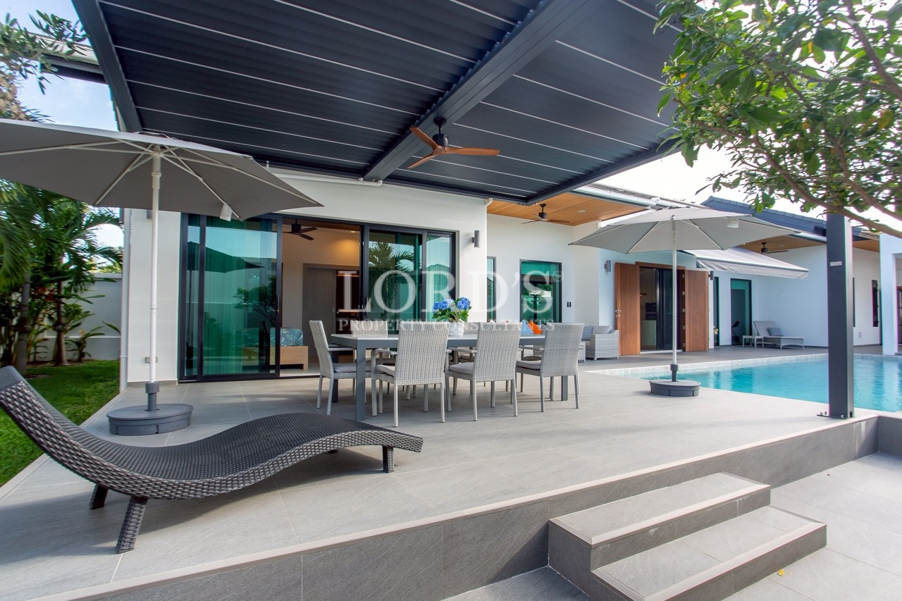 Modern villa with covered outdoor patio
