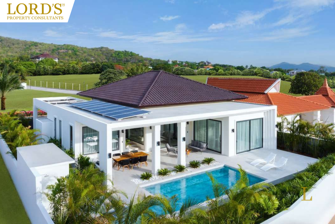Luxury Pool Villa close to Hua Hin Center for sale near golf course