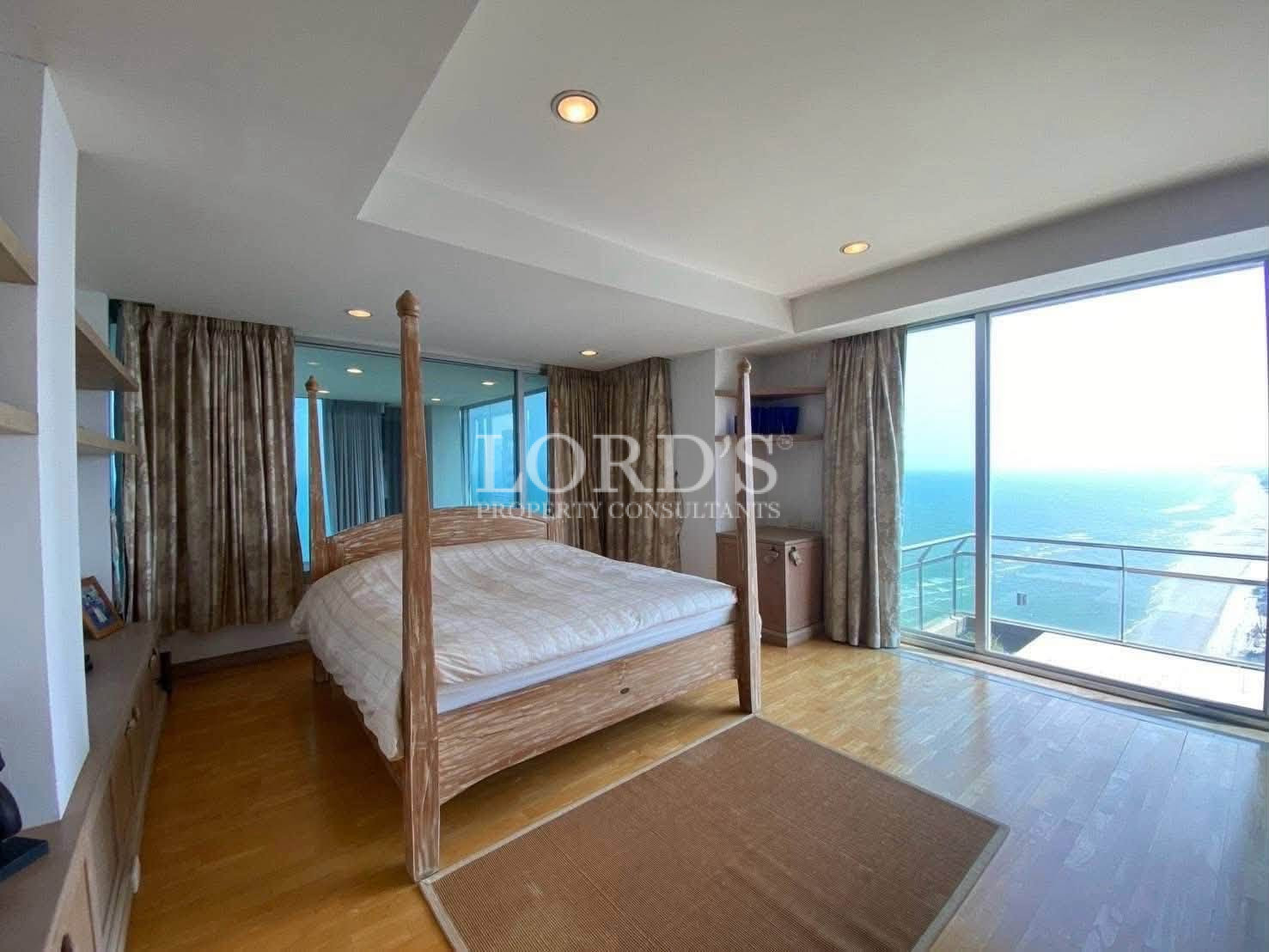 Luxury 4 Bedroom Beachfront Duplex Penthouse for Sale in Hua Hin - Hua Hin - photo 7