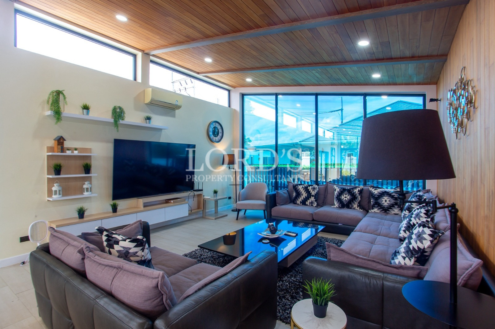 Modern luxury 3 Bedroom Pool villa in Moda Residences Tempo Soi 112 for sale - Hua Hin - photo 6