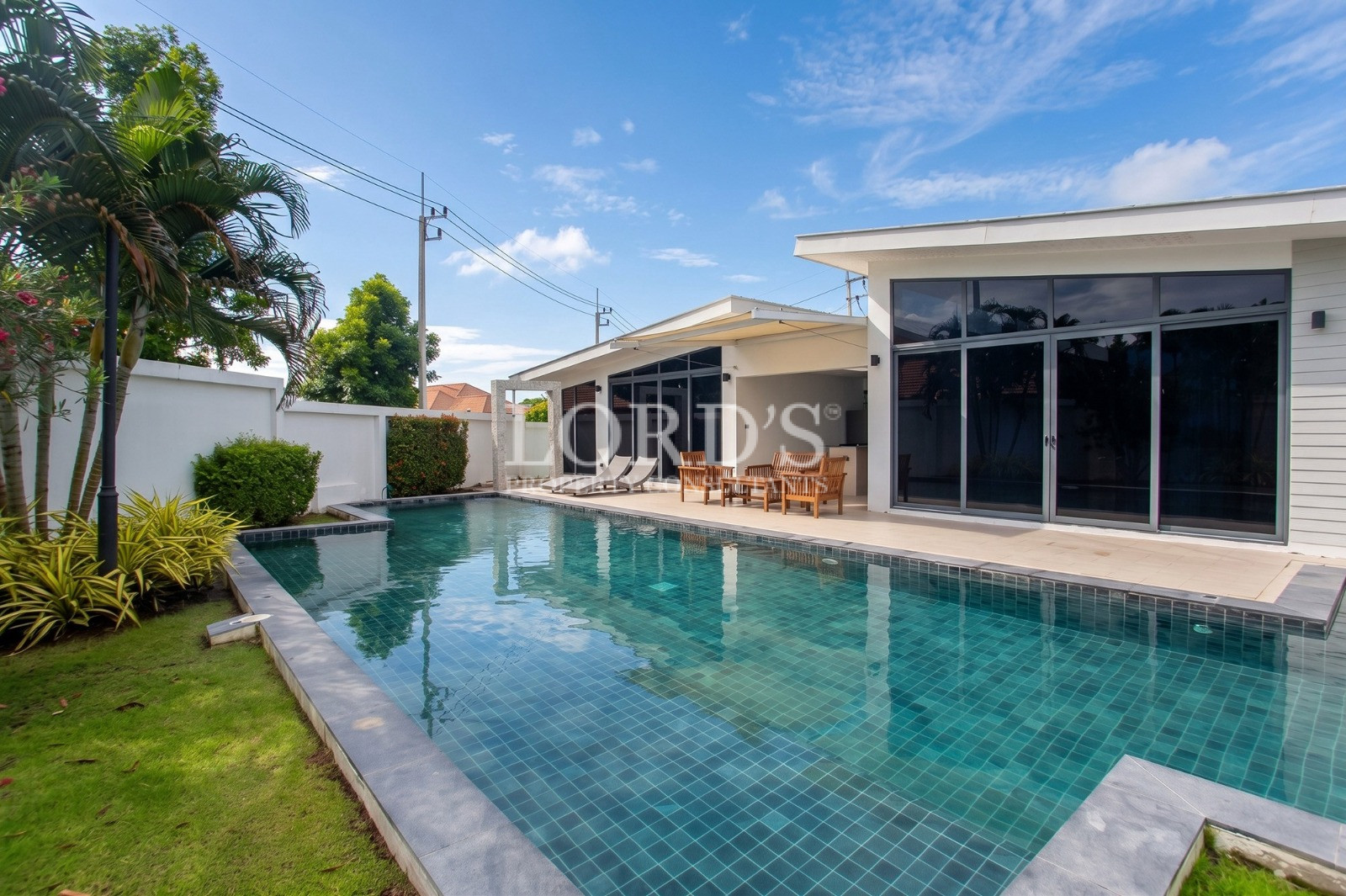 Modern luxury 3 Bedroom Pool villa in Moda Residences Tempo Soi 112 for sale - Hua Hin - photo 4